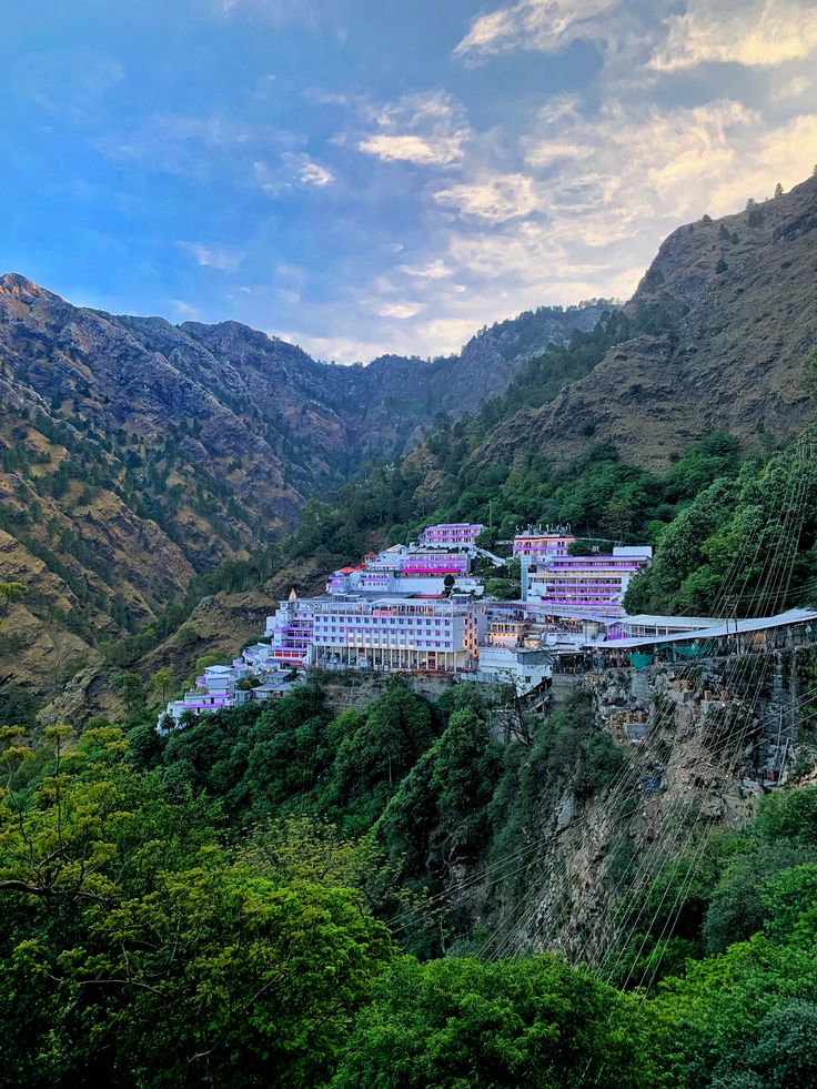 Vaishno Devi + Kashmir